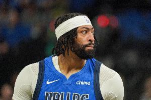 开云体育在线-浓眉生涯第20次单场30+得分10+篮板5+盖帽 现役最多&amp;第二仅6次