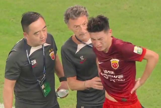 开云棋牌-津媒：武磊阿兰带伤入选 伊万不愿放弃任何战斗力