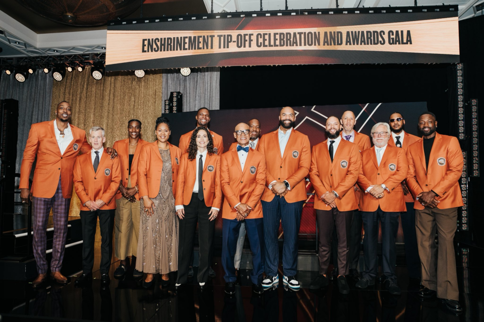 开云体育在线-倒计时！2025届名人堂入堂仪式将在7日7点进行：安东尼霍华德领衔