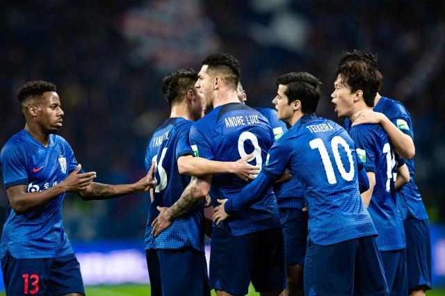 开云体育-【中超】张玉宁路易斯破门 10人国安客场1比1申花