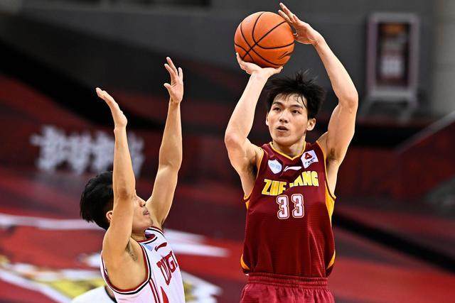 开yun体育官网-浙江输球还折损大将 吴前本赛季撞上巨星墙？